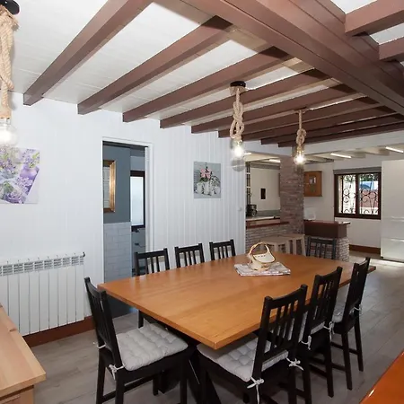 Сasa de vacaciones Santa Barbora, Casa A 3 Km De La Playa