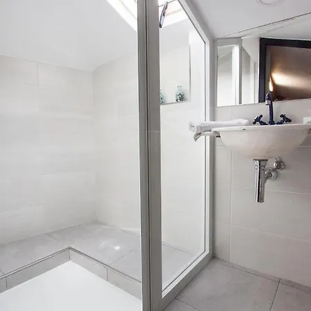 펜션 Santa Barbora, Casa A 3 Km De La Playa 라네스