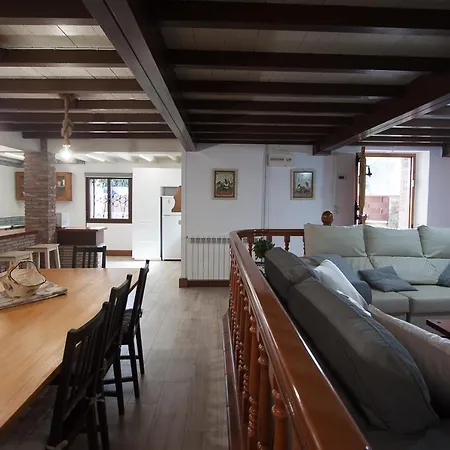 Santa Barbora, Casa A 3 Km De La Playa